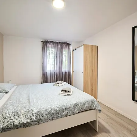 Lina Apartment